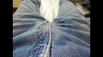 Preview 2 of Sunny Leone Xxx Bf Images - Peeing in kitchen