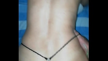 Preview 1 of Tiot Pain - Esposa en tanga de hilo