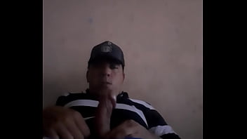 Preview 3 of Zp Porno - Sacando la verga de su boxer