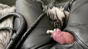 Preview 3 of Odia Porn Vidio - BlackLeatherHands MIT DOPPEL 12&rdquo_ PRINZ ALBERT