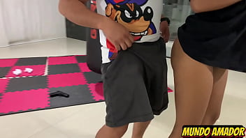 Preview 1 of Excited Porn Videos - Dando pra ela o que ela gosta! Moreninha magrinha safadinha