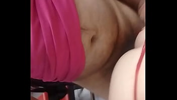 Preview 3 of Thick Italians Mom - Dando pro Dono do Bar