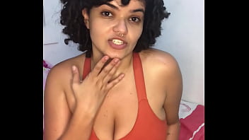 Preview 1 of No Appeal - Vazou no zap v&iacute_deo exclusivo de Kathy Manson - Jogo da roleta do sexo,  com morena gostosa peituda dancando,  desafio voc&ecirc_ a n&atilde_o gozar