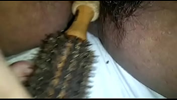 Preview 3 of Indon Amaya - Casada da Buceta cabeluda com pelos lindos e lisinhos da puta gostosa querendo pau. Comentem que d&aacute_ esquema.