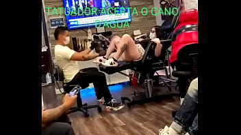 Preview 2 of Bangla Naket Gairl - Mulher Goza fazendo tatuagem na buceta