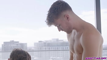 Preview 4 of Laura Sinclair - OMG! Two guys Oliver Marks,  and Carter Collins share the same fleshlight! One fucks the ass,  the other the pussy!