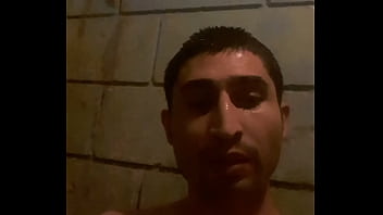 Preview 4 of Mother And Son Bathing - Me ba&ntilde_o de noche