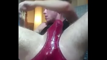 Preview 2 of Bus Voyeour - In schleimiger Speedo voller lube Sauen