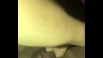 Preview 4 of Fat Milf Butt Srx - Mi amiga se mete los dedos en su Vagina