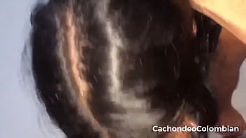 Preview 3 of Comendo O Buceto Da Morena - El t&eacute_cnico viene a arreglar el tv y me termina cogiendo