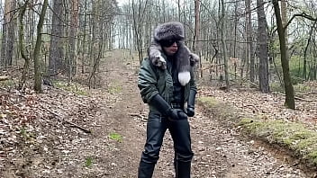 Preview 3 of Desi Anty Xxx Son - BLACKLEATHERHANDS MIT UMSCHNALLDILDO