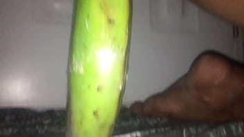 Preview 3 of Fuck His Mom In - Bucetica con platano