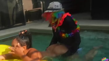 Preview 4 of Junkie Xxx 3gp - 18 year old Lifeguard gets fucked for clout