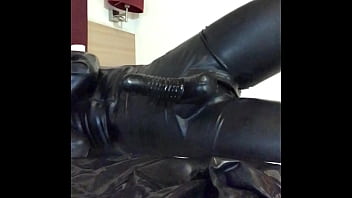 Preview 4 of Deshi Antie Sex Hd - TimeLapse: relax over the bed in latex