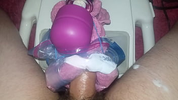 Preview 2 of Yasli Kadn Sikis Izle - Hands free cock massage