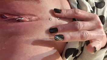Preview 3 of Underwater Cam - Pierced Pussy Pissing