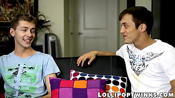Preview 1 of Wlliode Saxy Phto - Blond Keith Conner facializes himself while being slammed