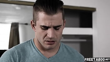 Preview 3 of Jebanje Klinke Serbian - Lonely step Mother Wants Step Son To Impregnate Her To step Father More Offspring! Sovereign Syre - Full Scene On FreeTaboo.Net