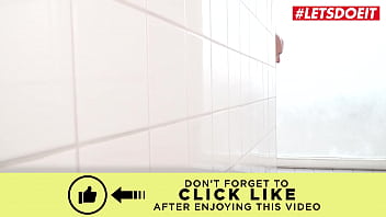 Preview 1 of Oiled Athlete - LETSDOEIT - Regina Sparks &amp_ Mark Aurel - Sexy Ass MILF Tries Anal With Naked Hostel Roommate