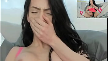 Preview 4 of Sunny Leone Super Hot Porn Video - Face in Cumshot 2