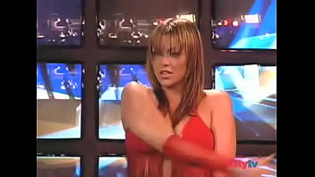 Preview 1 of Sibyan Sex - Daniela Blume - Striptease CityTV
