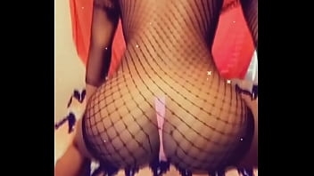 Preview 3 of Homemade Inbreeding - sexy black girl shaking her as so nice.