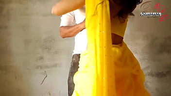 Preview 2 of Xxx Video Rumetic - घर का काम करते हुए मजदूर के साथ चुदाई !