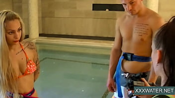 Preview 1 of Xxxxxcom Sec Video - Jane and Minnie Manga swim naked in the pool