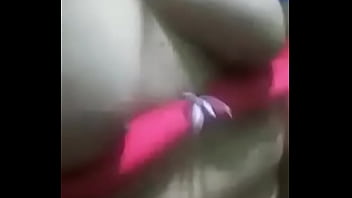 Preview 2 of Xvideo Wwww - Gordita dedeandose y meneando las tetas como una puta