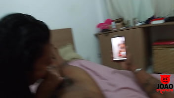 Preview 1 of Big Booty Brazilian Preta Brazil - Sexo na chamada de video - jhonny gab - Grazi Castelli