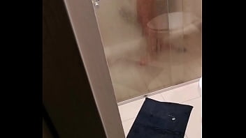 Preview 3 of Bokep Psk Dolly - Ba&ntilde_&aacute_ndose para salir con su novio