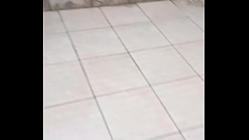 Preview 1 of Encoxada Arrimon Metro - Cheguei da depila&ccedil_&atilde_o nem entrei em casa e j&aacute_ mostrei o resultado. Amor olha como t&aacute_ lisinha!! (Bek^prof)