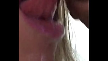 Preview 4 of Brazaers Xxx Video - Mamando o jovem aprendiz da empresa que trabalho