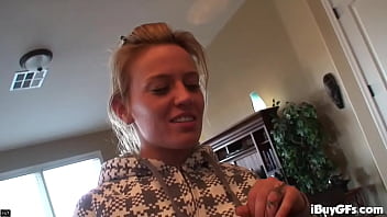 Preview 4 of Deasal Fuck - Dating Pornstar Holly Wellin