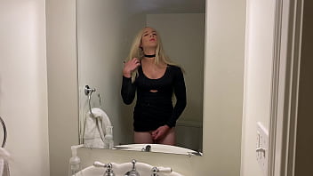 Preview 2 of M Mak Nikalna - Blonde Crossdresser Jerking Off