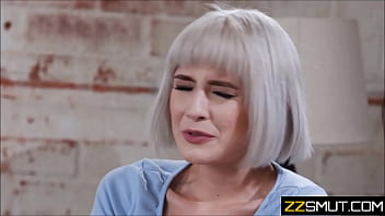 Preview 1 of Venesas Kyx - lesbian couple need cock
