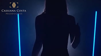 Preview 1 of Bokep Defloration - Mais da viagem da Cassi e seus amigos para foder em S&atilde_o Paulo at&eacute_ gozar.