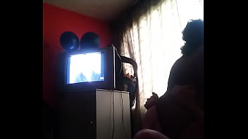 Preview 4 of Mom Pregnant Lesson - Su esposo trabaja y yo me la follo