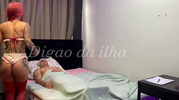 Preview 1 of Hdxxxporn Com - Enfermeira pagou boquete sentou com for&ccedil_a e levou gozada no rabo