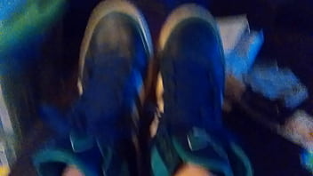 Preview 1 of Iscr 006 - Stinky feet showoff