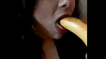 Preview 2 of Bokep Menantu Vc Mertua - Banana blowjob Tease Miss Madii shows skills