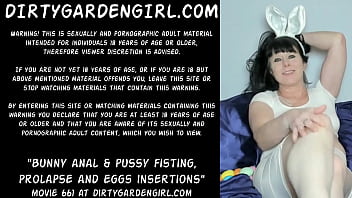 Preview 1 of Anjali Kara In Saree - Bunny anal &amp_ pussy fisting,  prolapse and eggs insertions