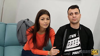 Preview 2 of Meninos Omegle - HUNT4K. Slim chick reduces price for car by having sex with its owner