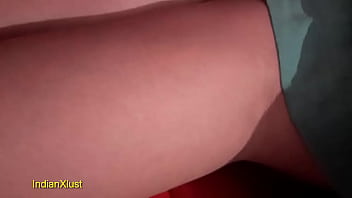 Preview 2 of Sexs Moom N Son - गहरी नींद में सो रही भाभी की चूत में उंगली डाली