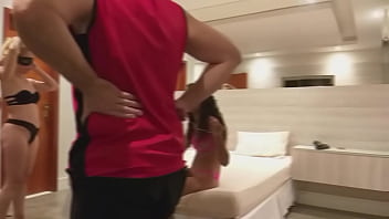 Preview 1 of Bhn Bhi Xxx Video - Bastidores da grava&ccedil_&atilde_o com a Milf Kelly Liberato e a novinha Clara Bintencourt na grava&ccedil_&atilde_o de setembro de 2020 - Leo Ogro - Antony Vtt - DjJump