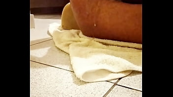 Preview 4 of Youporn Mom And Sons Sex Video - Abriendome el culo solo