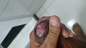 Preview 4 of Fuck Pissing Out - Meu leitinho