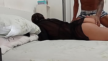 Preview 1 of Sara Jay Standing Up Sex - Novinho pegando a mulher do do boi  que saiu para trabalhar