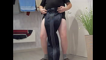 Preview 3 of Outdoor Car Wife - Moje śliskie dresy do masturbacji
