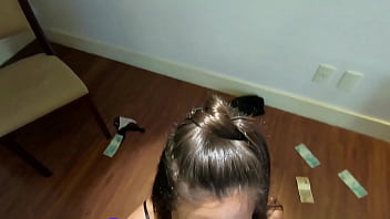 Preview 4 of Show Me Your Boobs Casting - Novinha metendo gostoso na bucetinha durante programa - @anarothbardreal